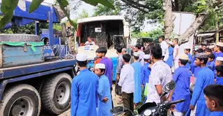 পাবনায় অ্যাম্বুলেন্সে যাত্রীবাহী বাসের ধাক্কায় নিহত ২